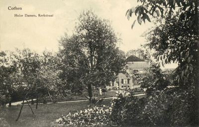 9001 Gezicht in de tuin van het huis Damen te Cothen.